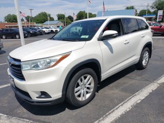 Used 2015 Toyota Highlander Plus image 1