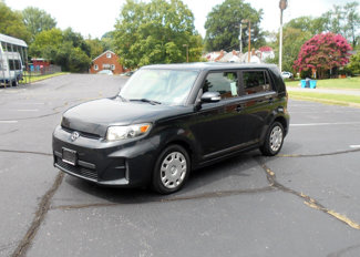 Used 2012 Scion xB image 1