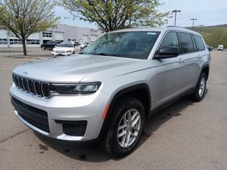 Used 2023 Jeep Grand Cherokee L Laredo image 1