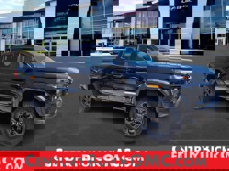 New 2025 GMC Canyon Elevation w/ Convenience Package image 1