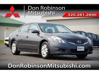 Used 2010 Nissan Altima 2.5 S image 1