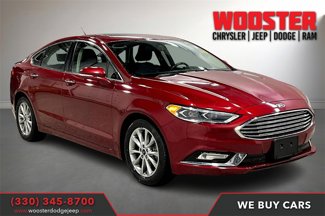 Used 2017 Ford Fusion SE w/ Fusion SE Technology Package image 1
