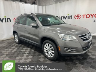 Used 2011 Volkswagen Tiguan S image 1