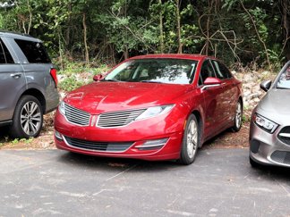 Used 2016 Lincoln MKZ image 1