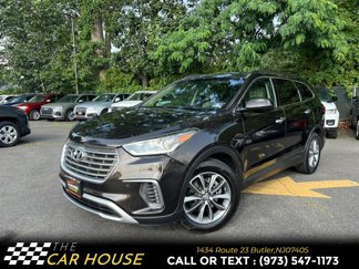 Used 2017 Hyundai Santa Fe SE image 1