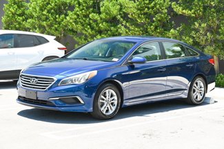 Used 2017 Hyundai Sonata SE image 1