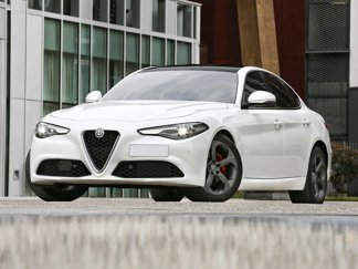 Used 2017 Alfa Romeo Giulia Ti image 1