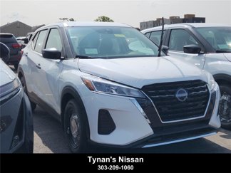 New 2025 Nissan Kicks Play S image 1
