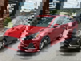 Used 2018 Hyundai Sonata Limited image 1