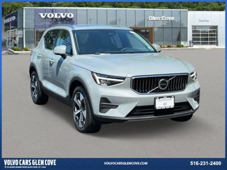 Used 2025 Volvo XC40 B5 Core w/ Protection Package Premier image 1