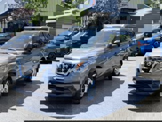 Used 2019 Nissan Kicks S image 1