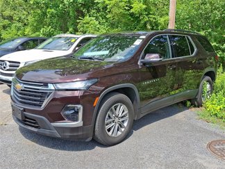 Used 2023 Chevrolet Traverse LT w/ Rear Camera Mirror Package image 1