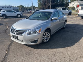 Used 2015 Nissan Altima 2.5 S w/ Power Driver Seat Package image 1