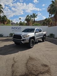 Used 2016 Toyota Tacoma 4x4 Double Cab image 1