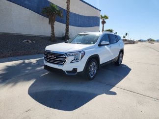 Used 2024 GMC Terrain SLT image 1