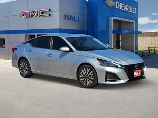 Used 2023 Nissan Altima 2.5 SV image 1