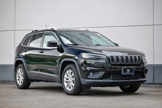 Used 2019 Jeep Cherokee Latitude w/ Cold Weather Group image 1