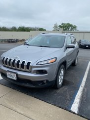 Used 2015 Jeep Cherokee Latitude w/ Cold Weather Group image 1