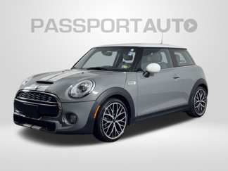 Used 2016 MINI Cooper S image 1