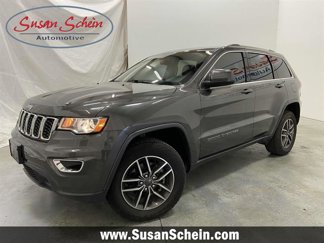Used 2020 Jeep Grand Cherokee Laredo w/ 18" Wheel & 8.4" Radio Group image 1