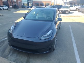 Used 2023 Tesla Model Y Long Range image 1