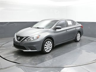 Used 2016 Nissan Sentra SV image 1
