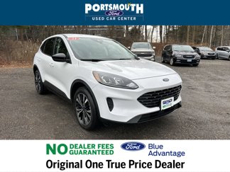 Used 2021 Ford Escape SE w/ SE Sport Appearance Package image 1