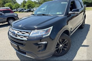 Used 2018 Ford Explorer XLT w/ Equipment Group 202A image 1