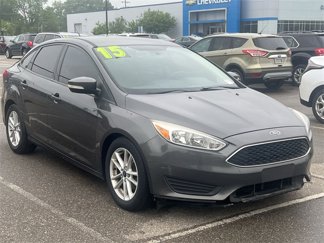 Used 2015 Ford Focus SE w/ SE Cold Weather Package image 1
