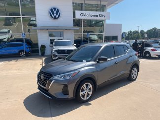 Used 2022 Nissan Kicks S image 1