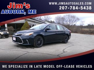 Used 2017 Toyota Avalon XLE Premium image 1