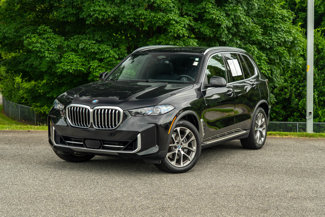 Used 2024 BMW X5 xDrive40i w/ Premium Package image 1