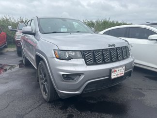 Used 2019 Jeep Grand Cherokee Altitude image 1