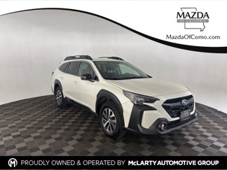 Used 2023 Subaru Outback Premium image 1