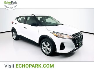 Used 2024 Nissan Kicks S image 1