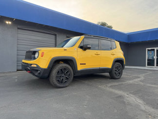 Used 2017 Jeep Renegade Trailhawk image 1