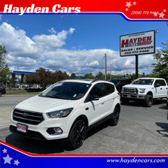 Used 2019 Ford Escape Titanium image 1