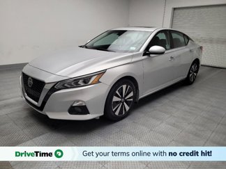 Used 2019 Nissan Altima 2.5 SV image 1