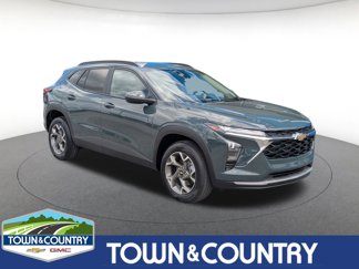 New 2025 Chevrolet Trax LT w/ Driver Confidence Package image 1