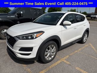 Used 2020 Hyundai Tucson SE image 1
