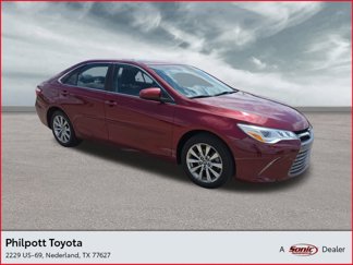 Used 2017 Toyota Camry XLE image 1