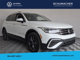 Certified 2022 Volkswagen Tiguan SE image 1