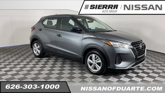 New 2025 Nissan Kicks Play S image 1