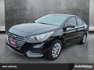 Used 2018 Hyundai Accent SE image 1