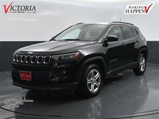 Used 2024 Jeep Compass Latitude image 1