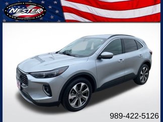 Used 2023 Ford Escape Platinum image 1