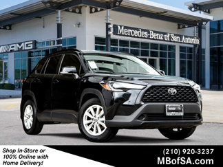 Used 2023 Toyota Corolla Cross LE image 1