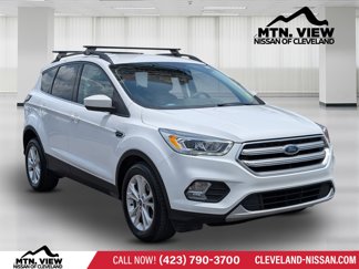 Used 2017 Ford Escape SE w/ Equipment Group 201A image 1