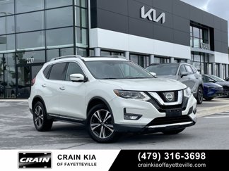 Used 2017 Nissan Rogue SL w/ SL Premium Package image 1