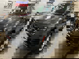New 2025 Jeep Grand Cherokee Laredo X w/ Luxury Tech Group I image 1